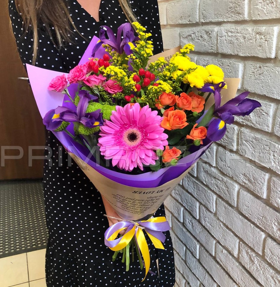 Сборный яркий букет #A4695