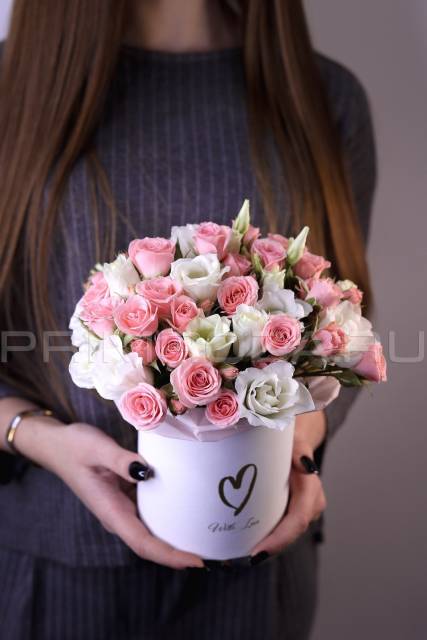 Цветочная коробочка "With love"