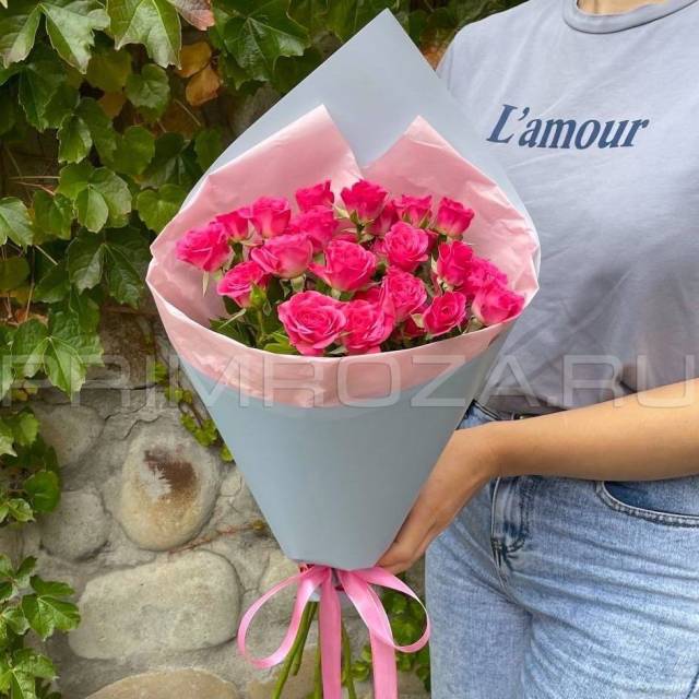 #DV20 Букет малиновых кустовых роз (5шт) 