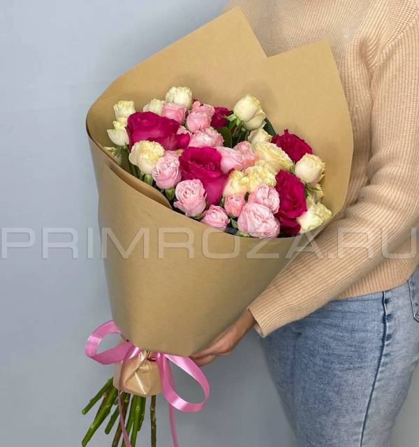 Букет из роз и кустовых роз #R00593