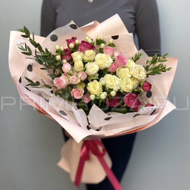 Букет из кустовой розы и гиперикума #R54323
