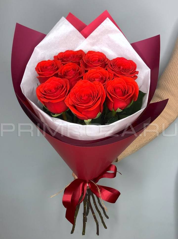 Букет из 9 алых роз #R25992